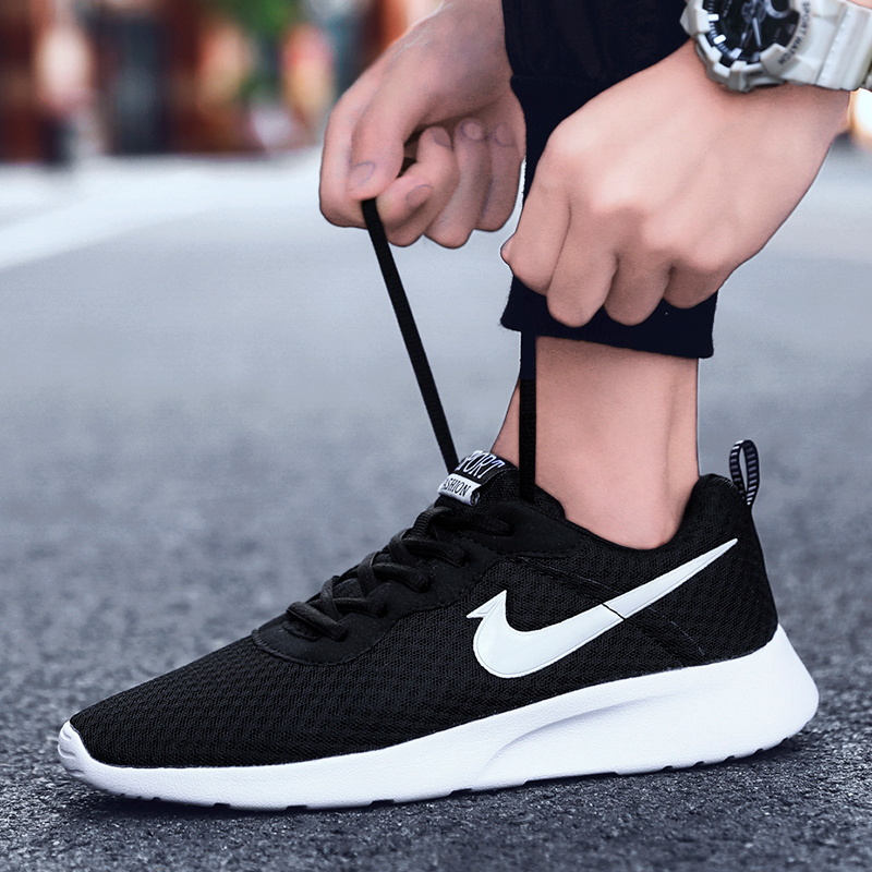 Men Breathable Mesh Sport Shoes Women Casual Light Running Shoes Couple Plus Size Soft Sneakers
