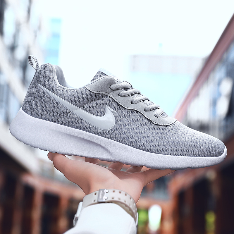 Men Breathable Mesh Sport Shoes Women Casual Light Running Shoes Couple Plus Size Soft Sneakers