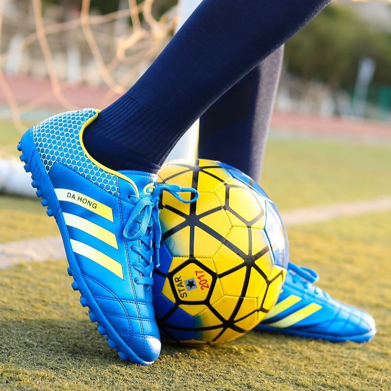 Kids Men Professional Spike Football Boots Women Non-slip Breathable Sport Soccer Shoes