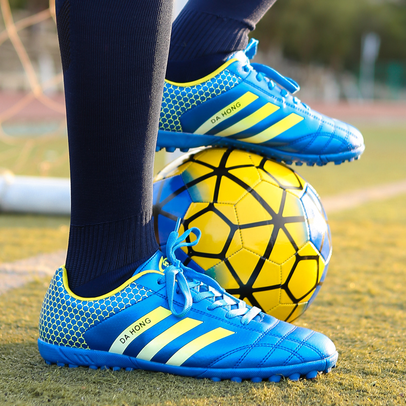 Kids Men Professional Spike Football Boots Women Non-slip Breathable Sport Soccer Shoes