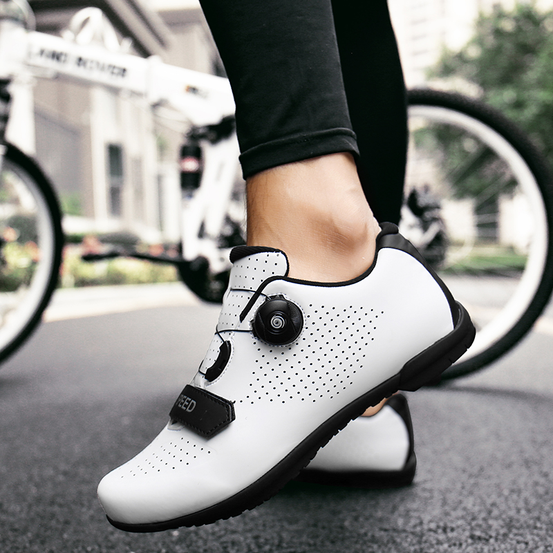 Men Breathable Cycling Shoes Women Soft Rubber Sole Sport Bicycle Shoes Plus Size Breathable Sneaker