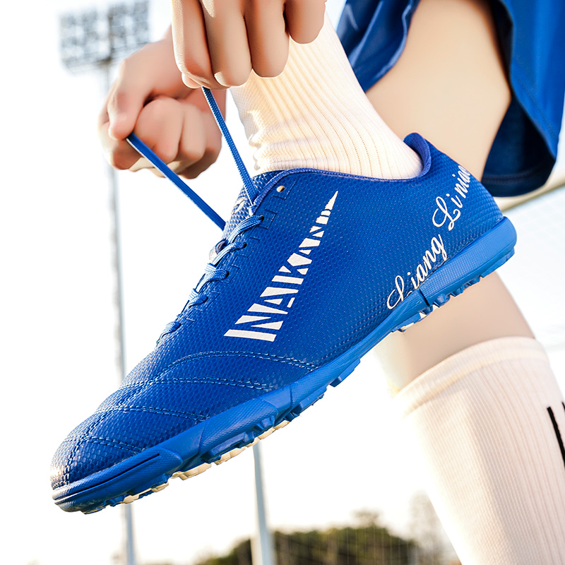 Men Fashion Non-slip Spike Football Boots Kids Breathable Sport Shoes Women Broken Nail Soccer Shoes