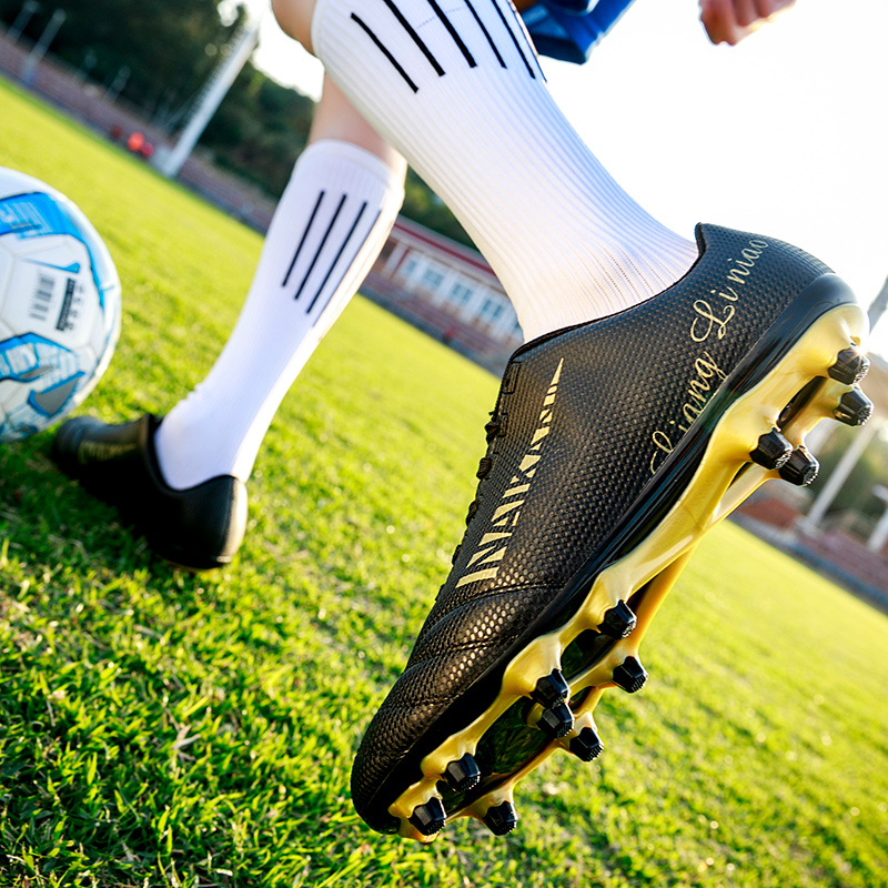 Men Fashion Non-slip Spike Football Boots Kids Breathable Sport Shoes Women Broken Nail Soccer Shoes