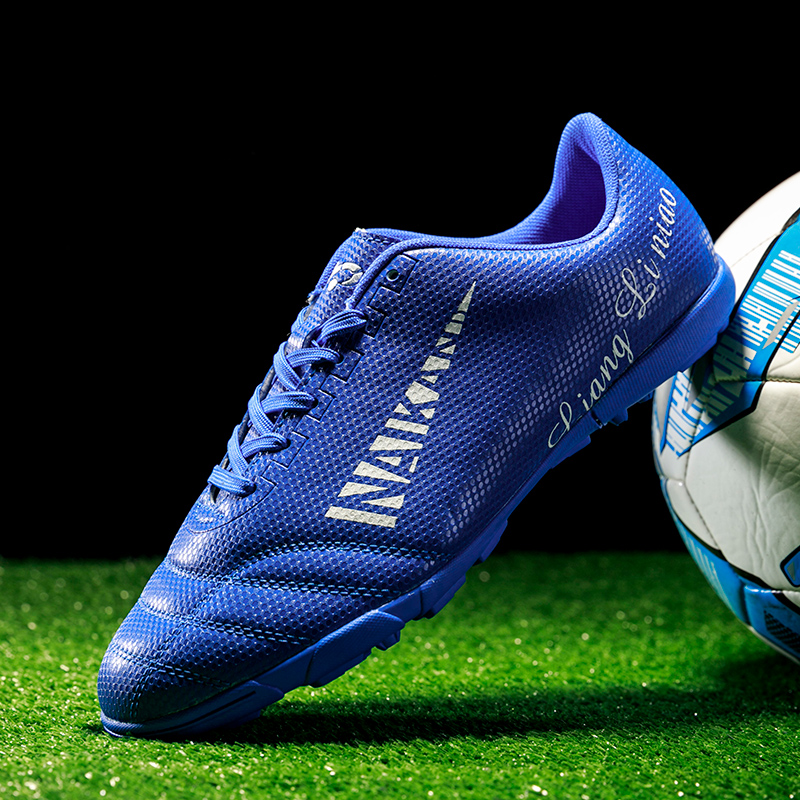 Men Fashion Non-slip Spike Football Boots Kids Breathable Sport Shoes Women Broken Nail Soccer Shoes