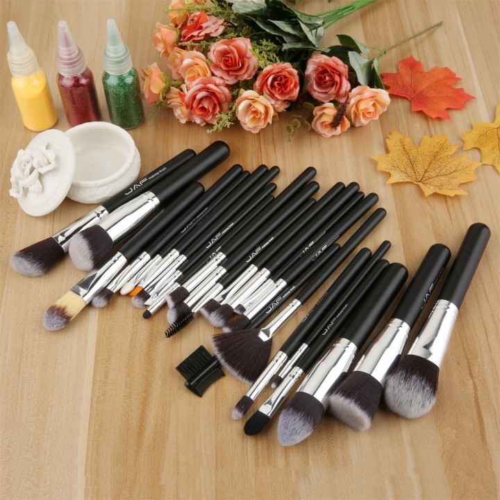 24pcs/set Professional Makeup Brushes Wooden Handle Synthetic Hair Brushes