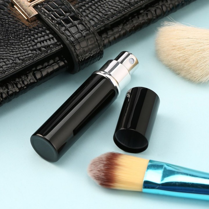 Smooth Surface Aluminum Refillable Atomizer Empty Perfume Bottle Lady Gift 5ml