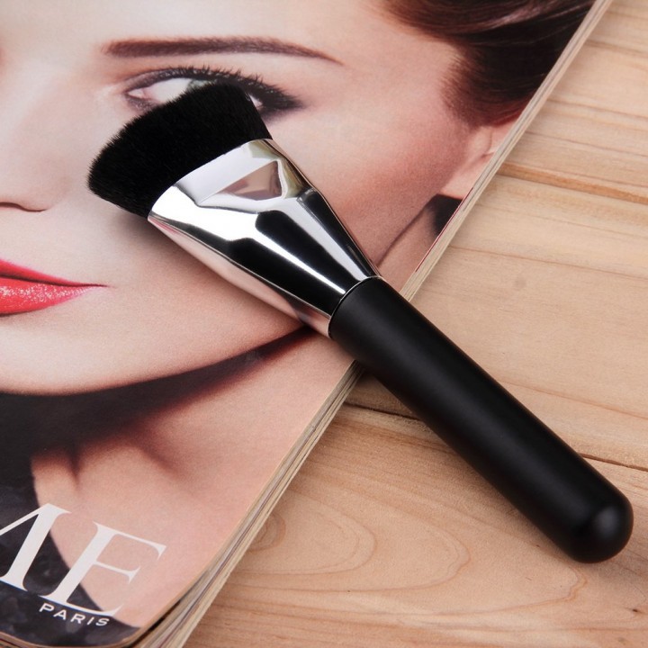 Pro Face Flat Contour Foundation Brush Makeup Brusher Black Wooden Handle