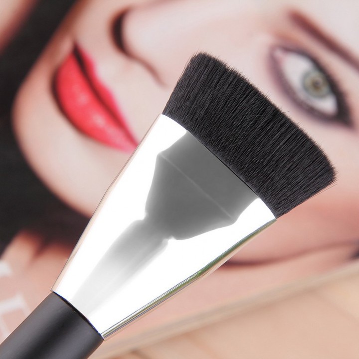 Pro Face Flat Contour Foundation Brush Makeup Brusher Black Wooden Handle