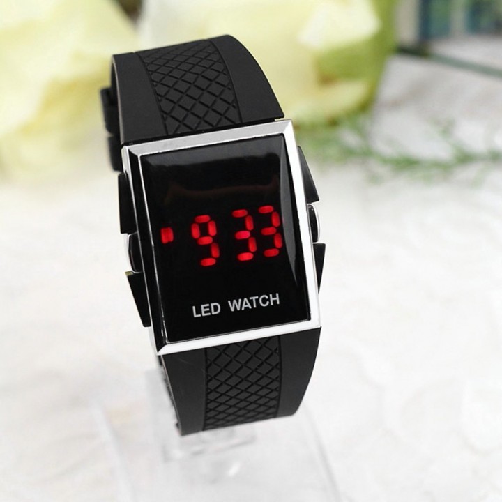 Unisex Sport Digital LED Wrist Watch Day Date Silicone Belt Boys Girls Kid