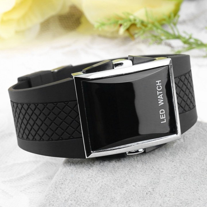 Unisex Sport Digital LED Wrist Watch Day Date Silicone Belt Boys Girls Kid