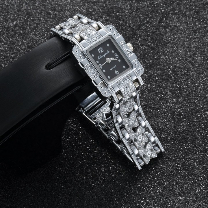 Women Quartz Clock Fashion Bracelet Watch Luxury Square Ladies Wristwatch