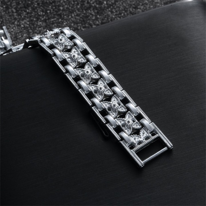 Women Quartz Clock Fashion Bracelet Watch Luxury Square Ladies Wristwatch