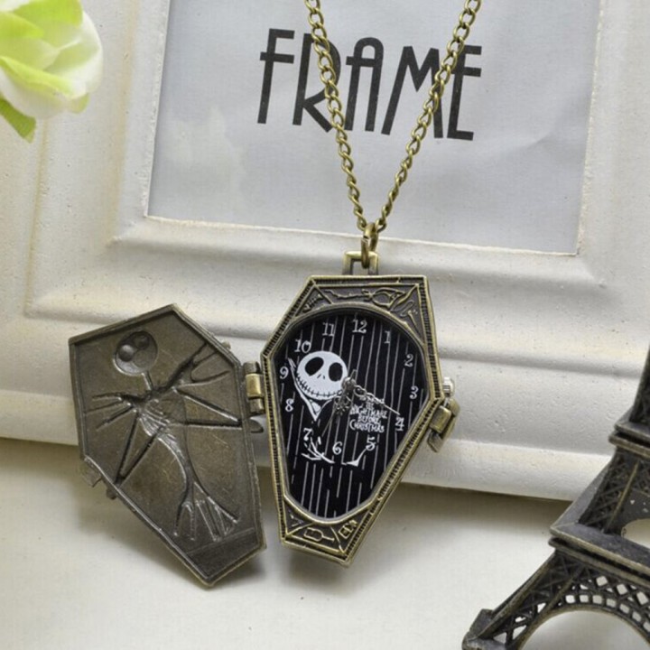 Casual Vintage Flip Quartz Pocket Watch Neck Pendant Corpse Pattern with Chain