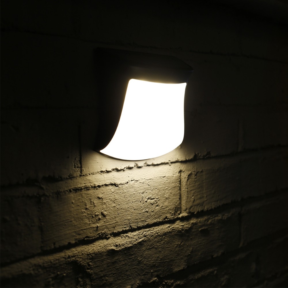 Solar Powered 3LEDs Fence Gutter Light Outdoor Garden Yard Wall Pathway Lamp