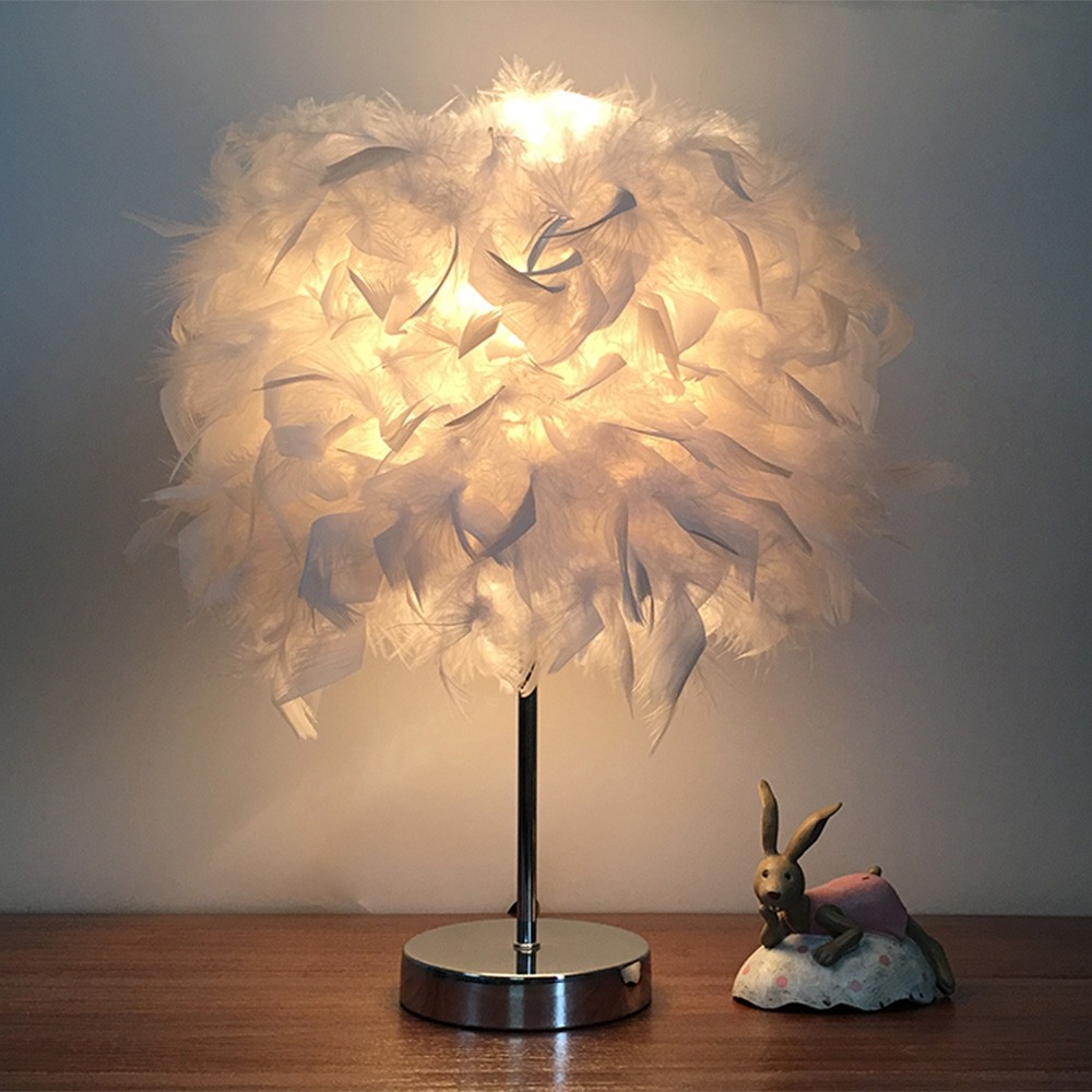 Modern Creative Feather Table Lamp