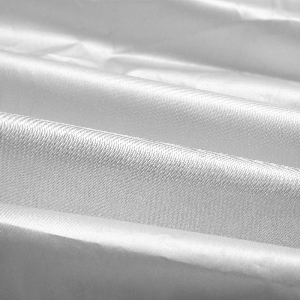 Motorcycle Cover with Windproof Buckle 210D Water-resistant Sunproof Polyester for All Seasons