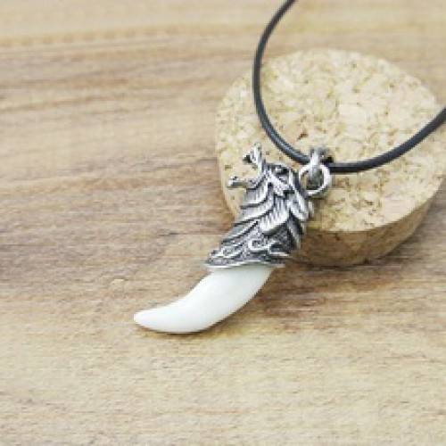 Fashion Men's Antique Silver Tribal White Stark Wolf Fang Tooth Boho Pendant Necklace