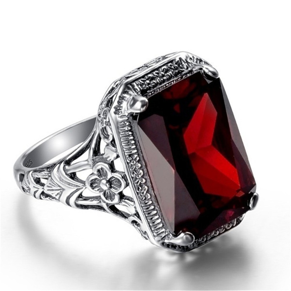 Fashion Vintage Ruby Engagement Ring