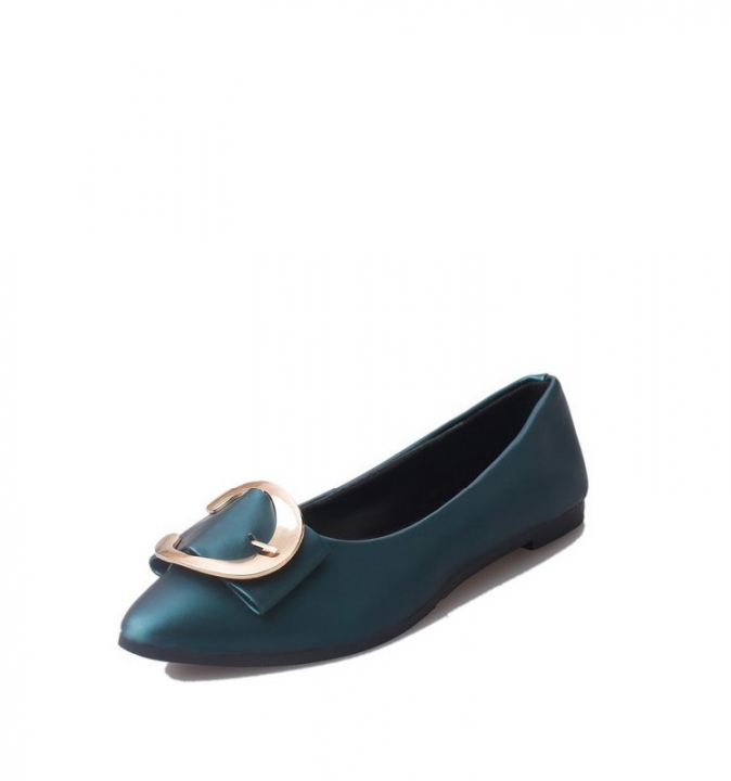 dark green flat shoes