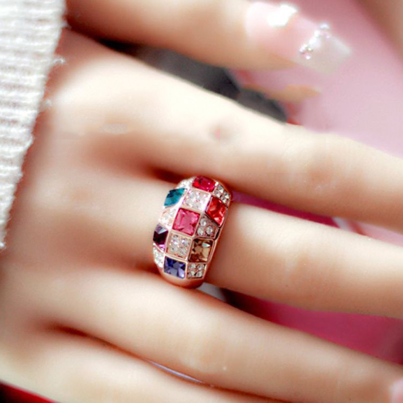 Hot Sale Luxury Women Colourful Rhinestone Crystal Finger Dazzling Ring Jewelry