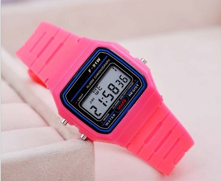 Wholesale and retail Movement Digital Watch Multifunction Ultra Thin Luminous Alarm Clock Child