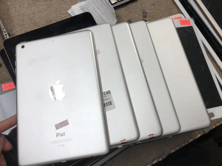 Certified Refurbished ipad mini 3 (2014model) 7.9inches 16GB good battery almost new