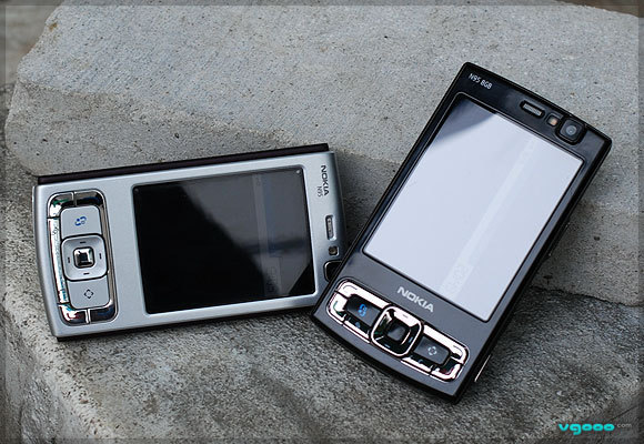 Refurbished Phone Nokia N95 8GB Storage Camera 5MP Unlocked Mobile Phone