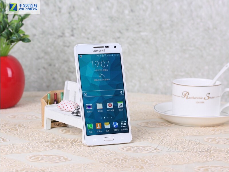 Refurbished 5.0&quot; Samsung Galaxy A5 4G Unlocked Mobile Phone 2GB RAM 16GB ROM  Quad Core 13MP