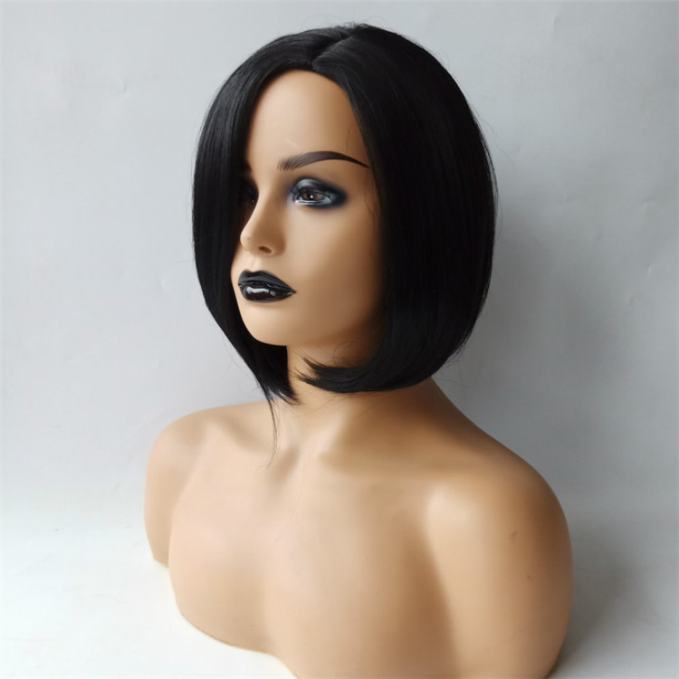 Synthetic ladies&apos; short straight hair side parting Bobo hair style wigs