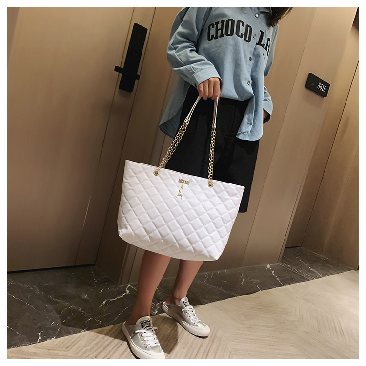 LARAINE New Women&apos;s One Shoulder Messenger Bag Embroidered Thread Chain bag