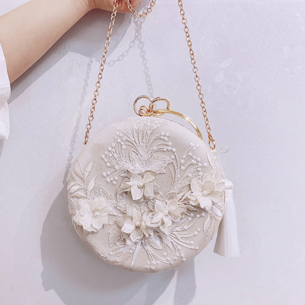 Meloke brand Fashion Women Bag Tassel Metal Small Day Clutches Lady embroidery  Handbags