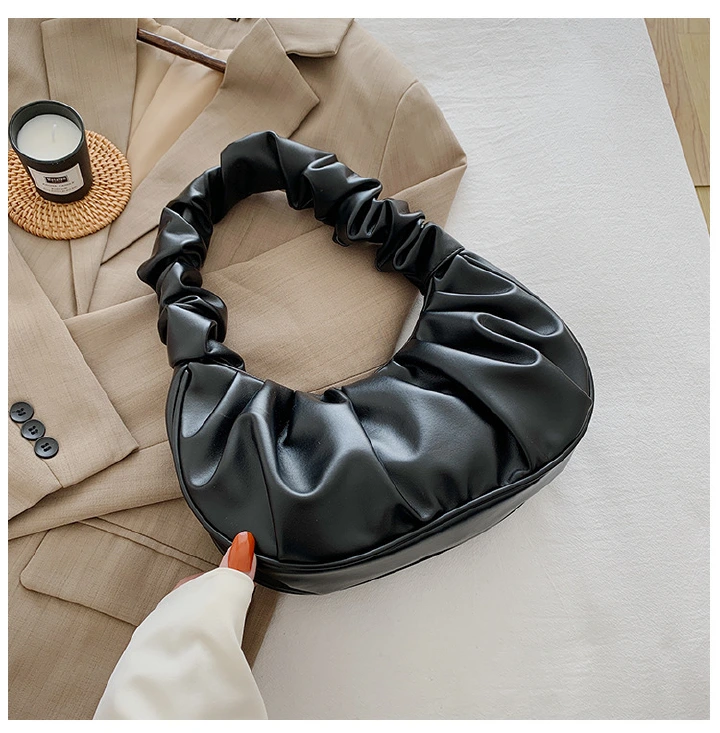 One Cloud Fold One Shoulder Armpit Bag Minority Texture Popular Bag Girl Handbags New fashion ins mesh red versatile shoulder bag autumn fashion cloud pleated bag