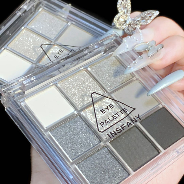 New 9 Colors Grey Smokey Palette Matte Glitter Eyeshadow Palette Black Eye Shadow Smoky Eye Pigments Makeup
