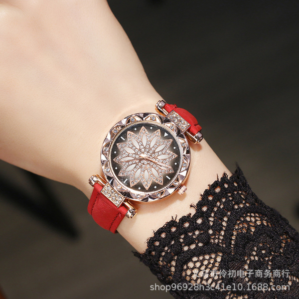 Lucky Luck Versatile Belt Women's Watch Student Fashion Leisure Gift Table Women Watches