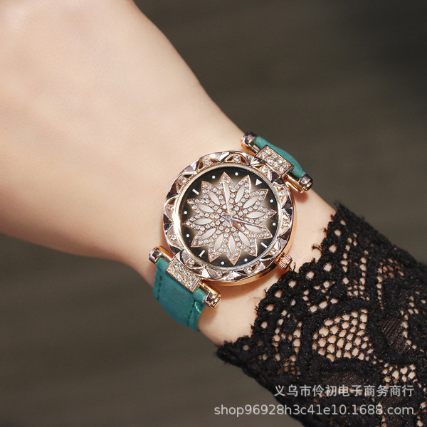 Lucky Luck Versatile Belt Women's Watch Student Fashion Leisure Gift Table Women Watches