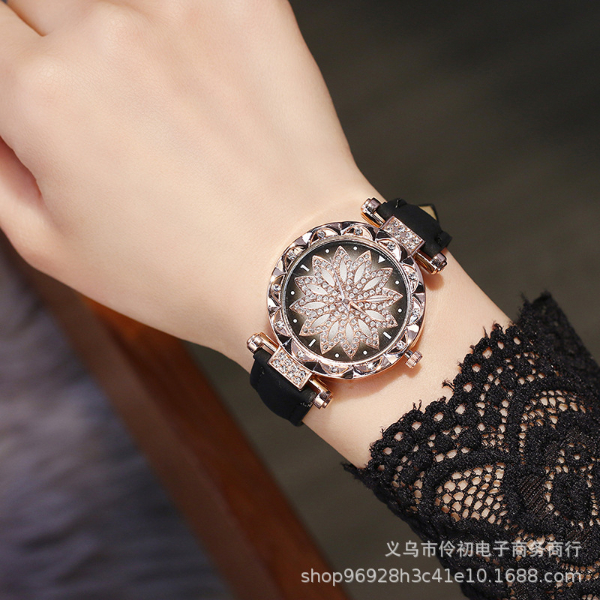 Lucky Luck Versatile Belt Women's Watch Student Fashion Leisure Gift Table Women Watches