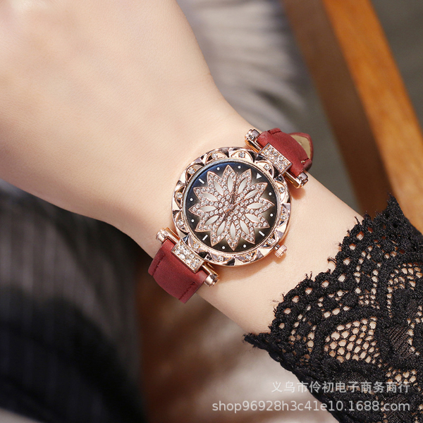 Lucky Luck Versatile Belt Women's Watch Student Fashion Leisure Gift Table Women Watches