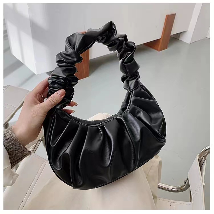 One Cloud Fold One Shoulder Armpit Bag French Minority Texture Popular Bag Girl Handbags New fashion ins mesh red versatile shoulder bag autumn fashion cloud pleated bag