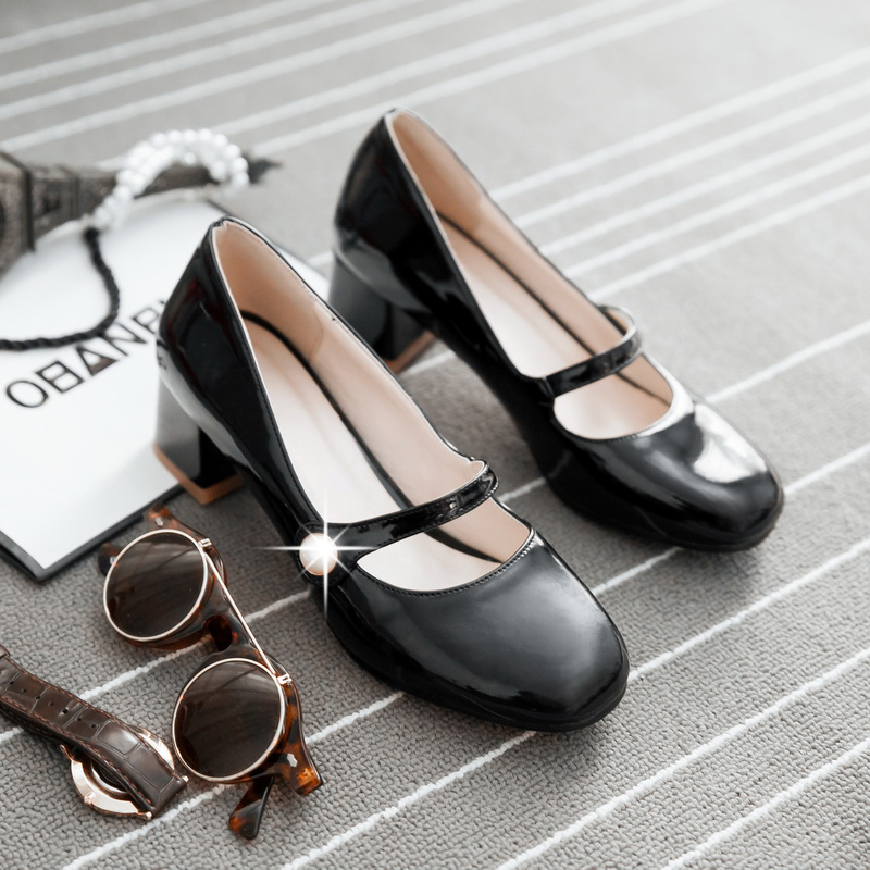 MIBO Women’s Patent Leather Mary Janes Chunky Mid Heel Pumps with Strap Gift Shoes for Girls Teens