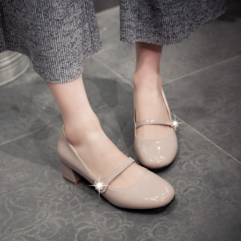 MIBO Women’s Patent Leather Mary Janes Chunky Mid Heel Pumps with Strap Gift Shoes for Girls Teens