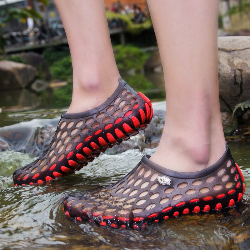 MIBO Men Sandals Clogs Hole Slippers Mules Clogs Garden Shoes Outdoors Breathable Beach Shoes