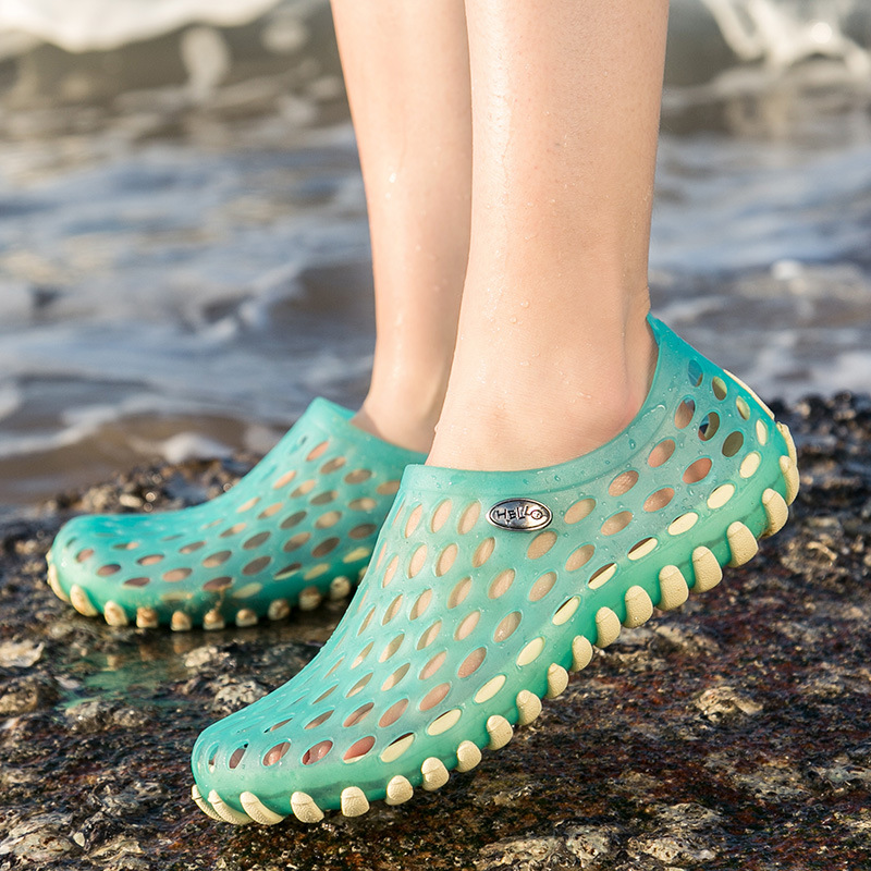 MIBO Men Sandals Clogs Hole Slippers Mules Clogs Garden Shoes Outdoors Breathable Beach Shoes
