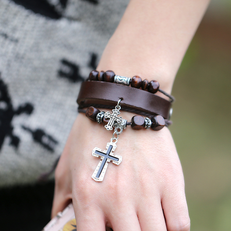Men&apos;s Fashion Accessories Cross Woven Hand Chain Top Layer Leather Alloy Charm Bracelets