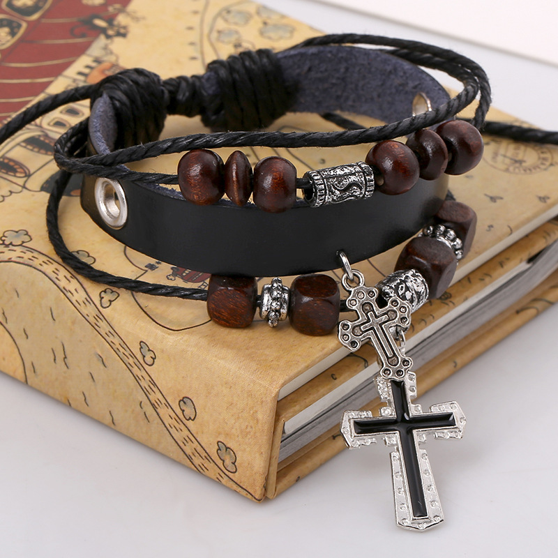 Men&apos;s Fashion Accessories Cross Woven Hand Chain Top Layer Leather Alloy Charm Bracelets