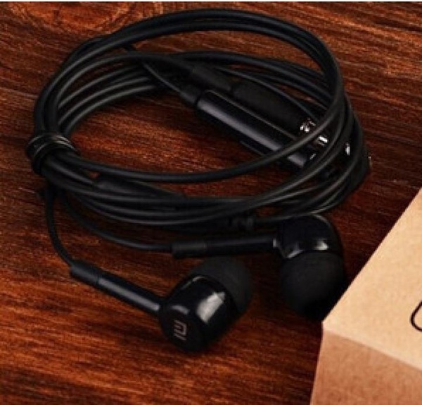 Xiaomi Piston 2 In-Ear Earphone With Remote and Mic 3.5mm earphones for Xiaomi phone &amp;Android phone