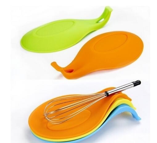 2PCs Candy Color Kitchen Tools Heat Resistant Silicone Put A Spoon Mat Insulation Mat Placemat