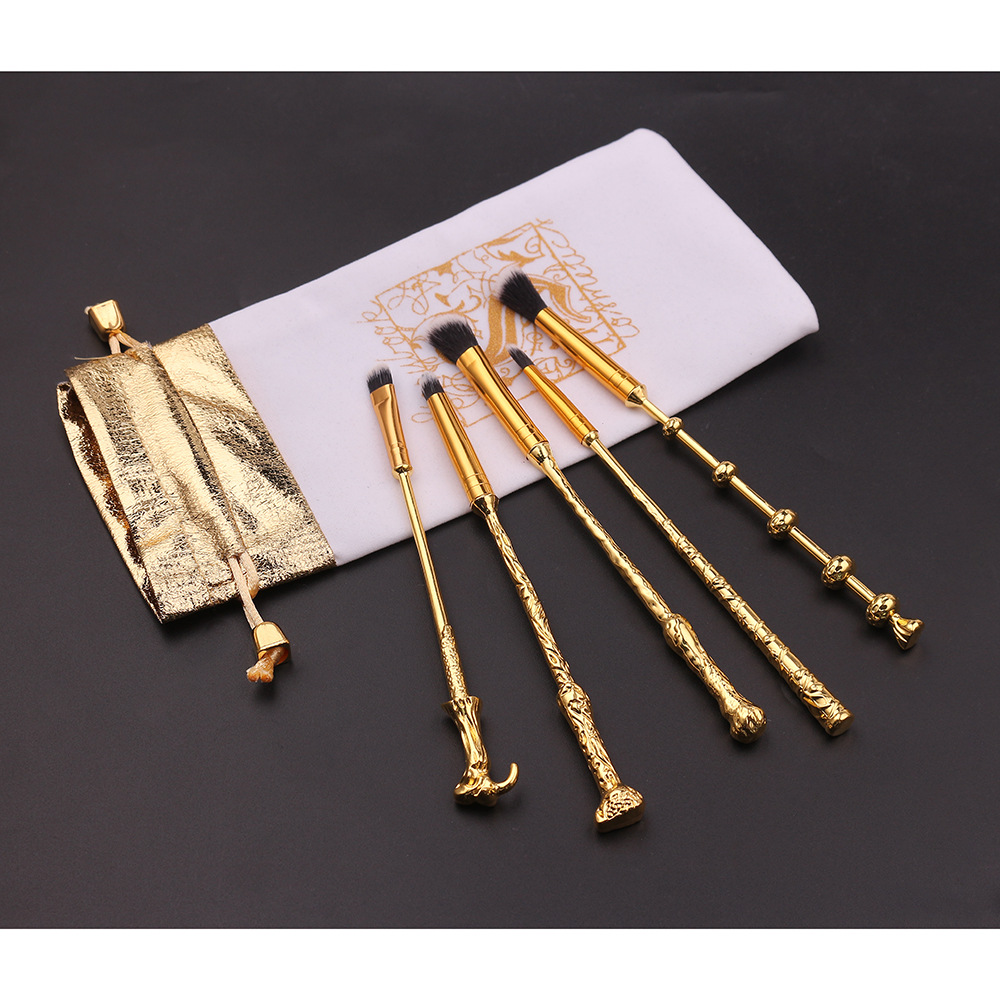 5pcs Makeup Brushes with Gift Bag for Makeup Magic Eye Shadow Eyeliner Blending Pencil Lip Brush