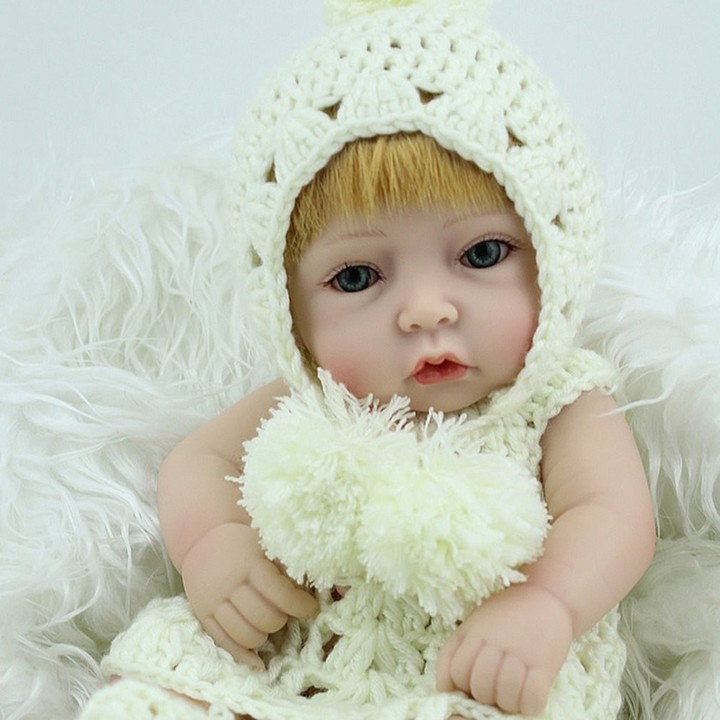 28CM Unique Yellow Hair Reborn Baby Doll Soft Vinyl Lifelike Newborn Doll Girl