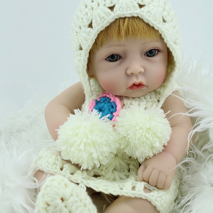 28CM Unique Yellow Hair Reborn Baby Doll Soft Vinyl Lifelike Newborn Doll Girl