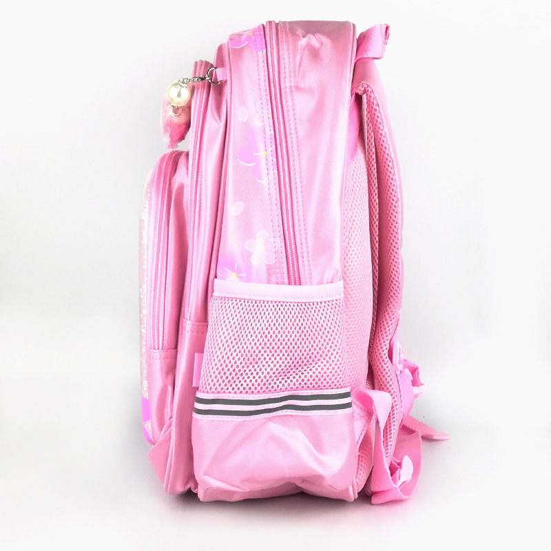 Disney direct schoolbag training class for primary school students